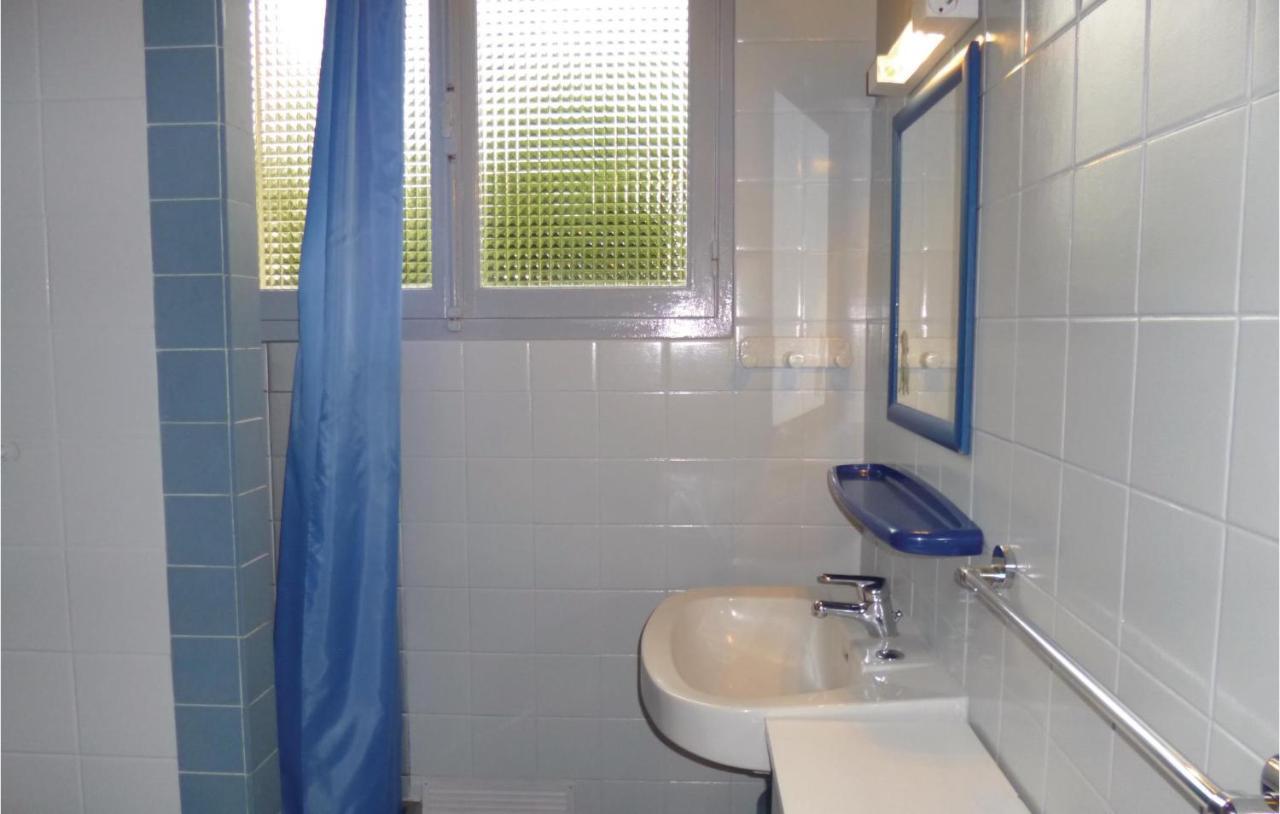 Holiday Home In Montsernelle Lithaire Екстериор снимка